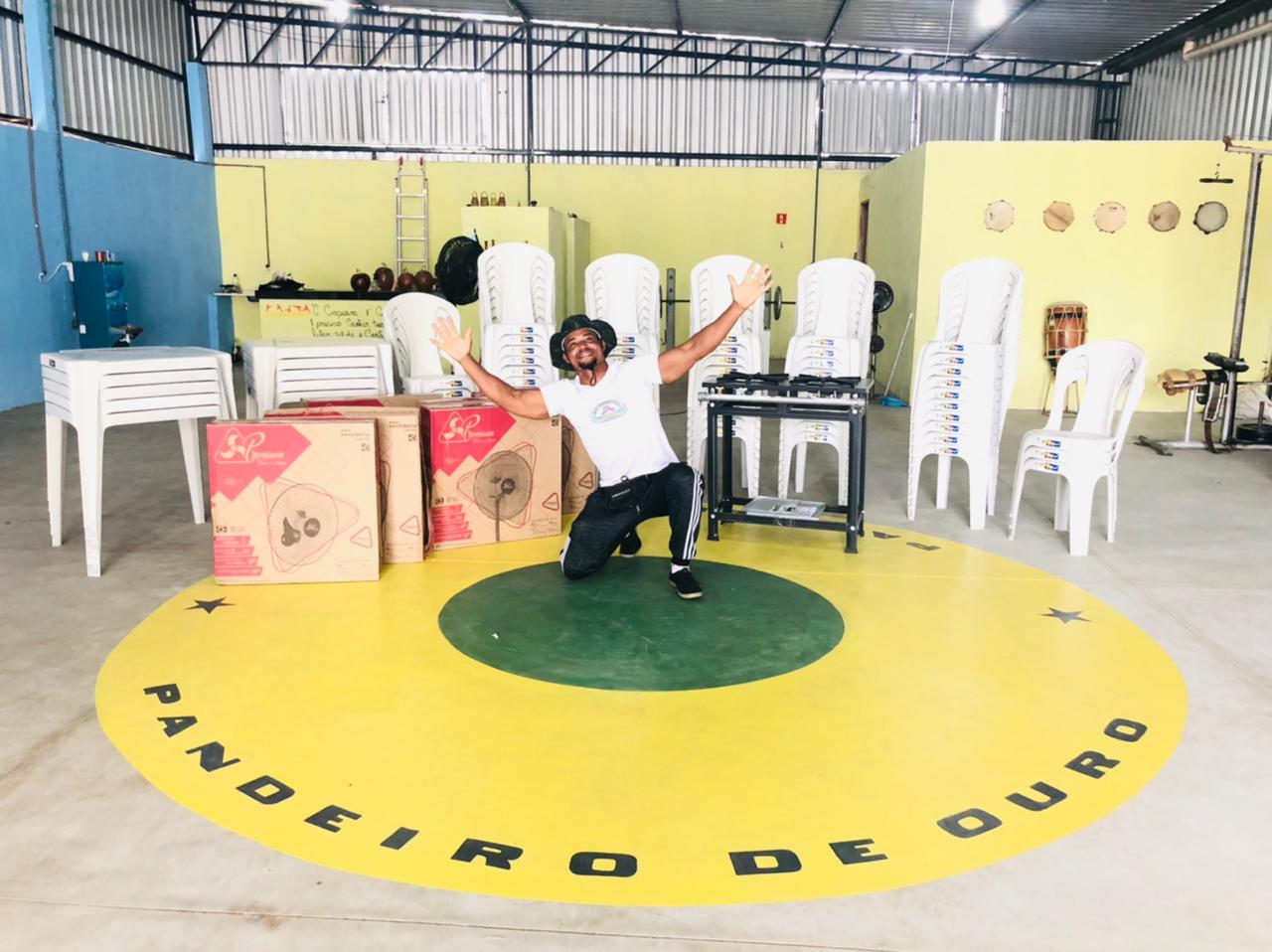 Grupo de Capoeira recebe doações do Gera Ação